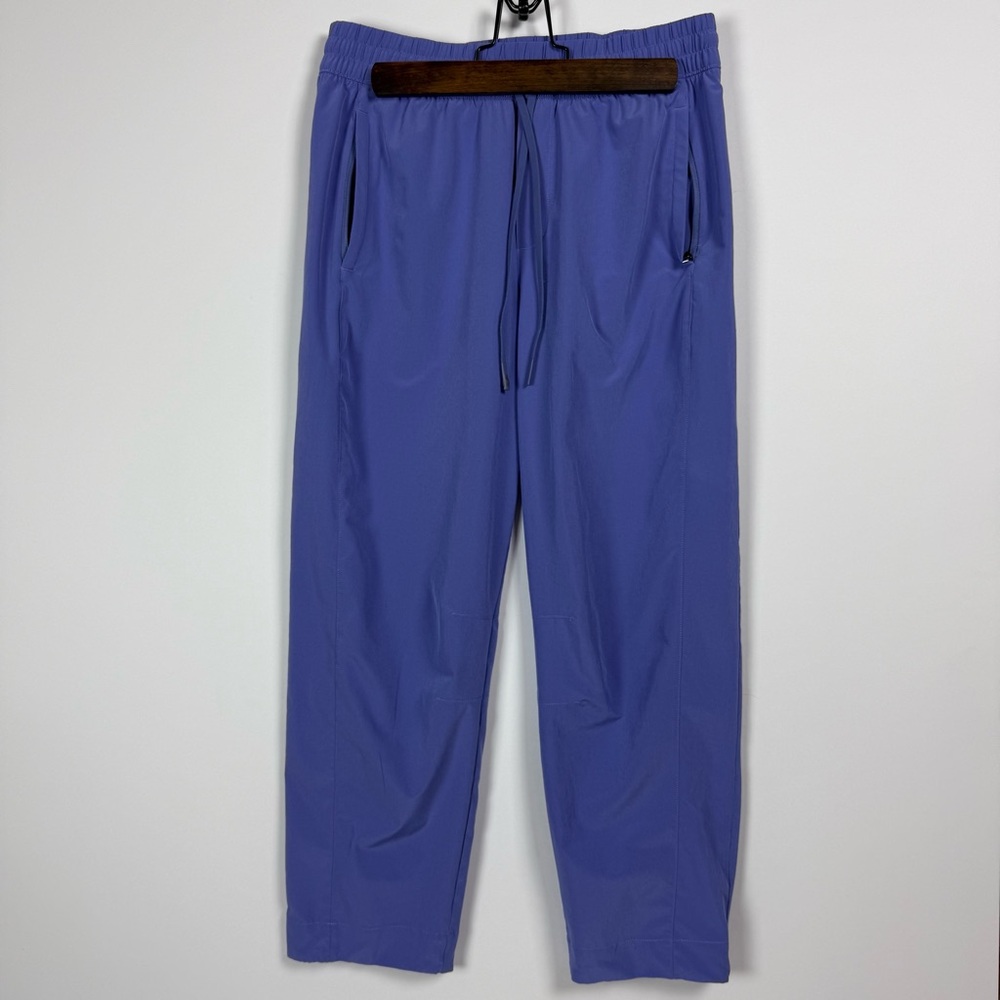 Athleta Arrival Pant, Lavender Purple, Straight Leg, Size 6, Lightweight, Comfy